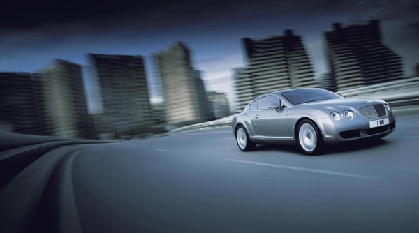 Photograph Nigel Harniman Bentley on One Eyeland